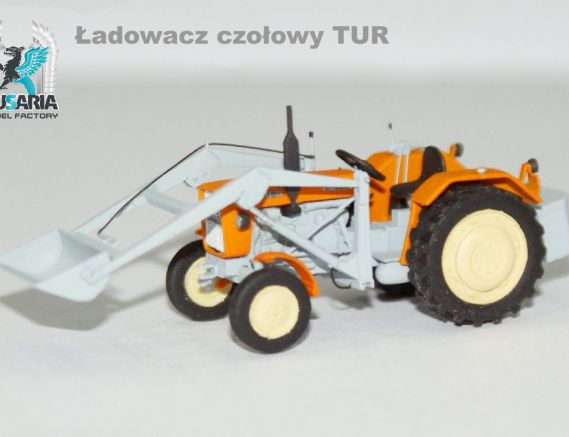 Ładowacz czołowy TUR dedykowany do URSUS-a C 330.